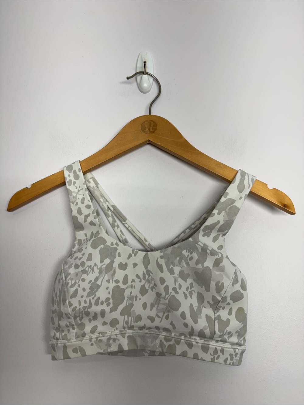 8: Lululemon Free to Be Serene Bra C/D Cup Cheetah Camo Antique White Sz 2